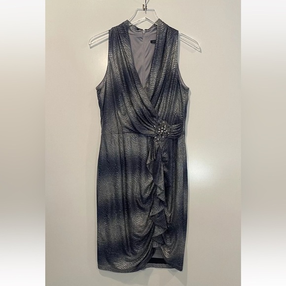 David Meister Metallic Embellised Sheath Cocktail Dress Womens Size 10 (248) - Picture 3 of 7